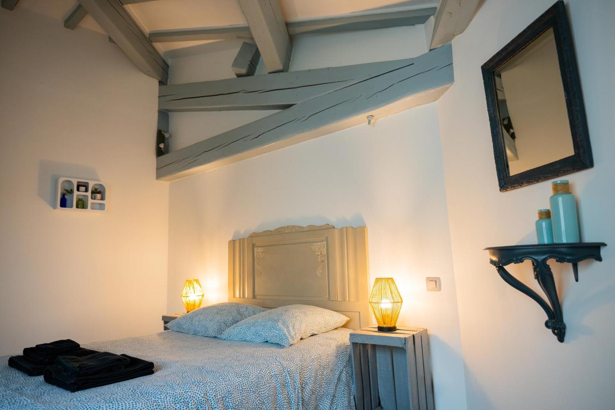 Apartment Chez La Fille De L Eclusier